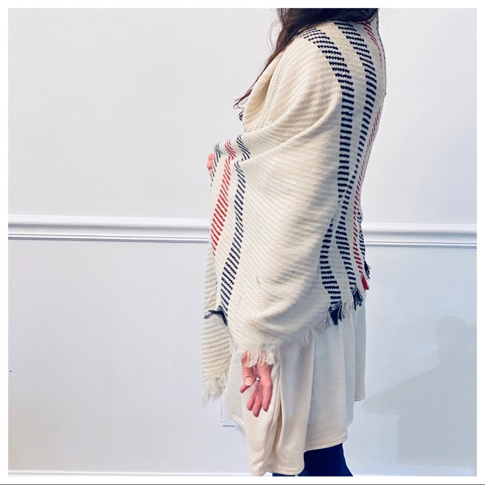 ✨RESTOCKED✨Gorgeous oversized Cashmere scarf/shawl - Picture 6 of 9